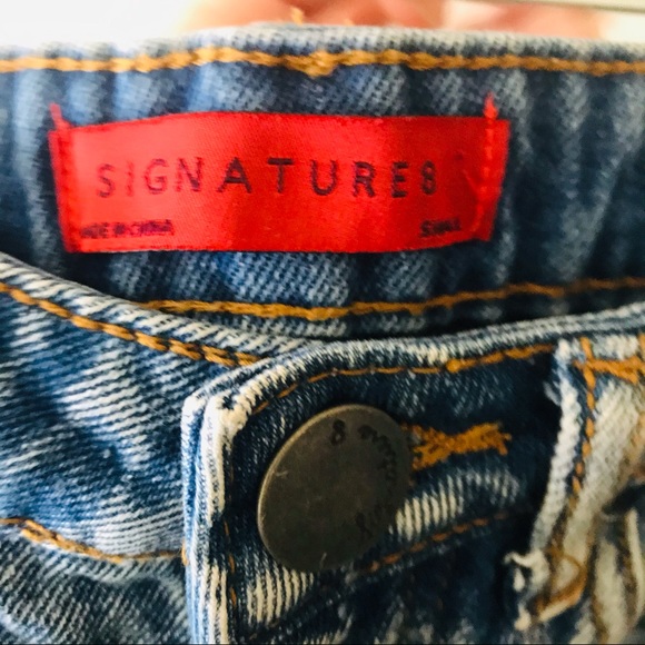 High Rise Denim Shorts - Picture 4 of 4